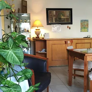 Hotel Neruda